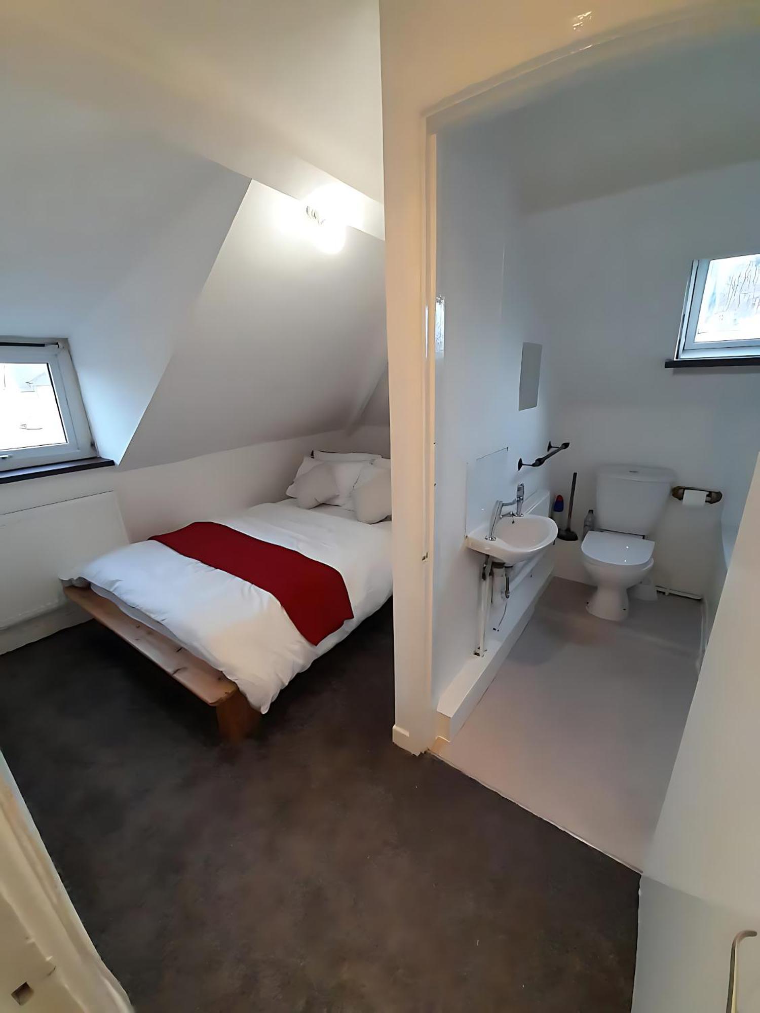 Entire Victoria Park Cardiff Apartment With Free Street Parking Bus 17 And 18 Direct To Cardiff City Centre, Fast Free Wi-Fi Exterior foto